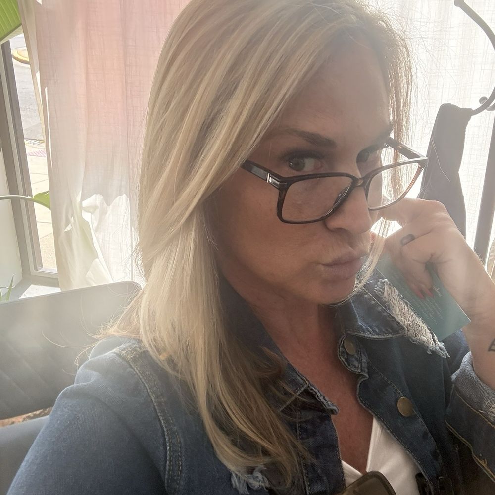 Sophisticated Hair Salon - Nice job - Hair Stylists Near Me - Berwyn, Illinois Sophisticated Hair Salon - Nice job - Hair Stylists Near Me - Berwyn, Illinois