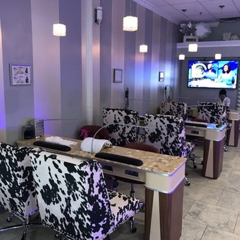 Focus Nails - Great new decor at Focus Nails!! - Nail Salons Near Me - Tampa, Florida Focus Nails - Great new decor at Focus Nails!! - Nail Salons Near Me - Tampa, Florida