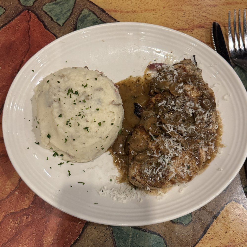 Carrabba's Italian Grill - Chicken Marsala with Garlic Mashed Potatoes - Italian Near Me - Glendale, Arizona