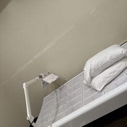 Holistic Hyperbarics - This is the light stim bed + face mask. I used it for 30 min. It's red LED and infrared LED. I was comfortable and calm- the room is lovely
