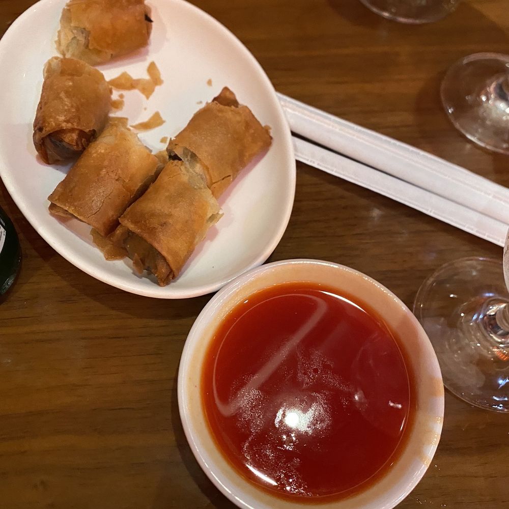 YOUYU Noodle Bar - Veggie spring rolls - Asian Fusion Near Me - Wheatland, California YOUYU Noodle Bar - Veggie spring rolls - Asian Fusion Near Me - Wheatland, California