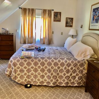At the White House - Hotels Near Me - Skagway, Alaska At the White House - Hotels Near Me - Skagway, Alaska