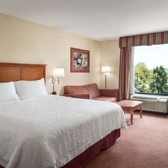Hampton Inn Belle Vernon - Guest room - Hotels Near Me - Belle Vernon, Pennsylvania Hampton Inn Belle Vernon - Guest room - Hotels Near Me - Belle Vernon, Pennsylvania