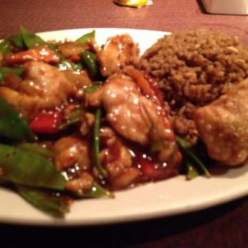 Imperial Dragon - Schzwuan chicken combination - Chinese Near Me - Mentor, Ohio