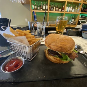 The Union - The Union Burger, amazing!! - New American Near Me - McLean, Virginia The Union - The Union Burger, amazing!! - New American Near Me - McLean, Virginia