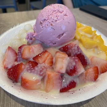 Juicy Box - Strawberry, Mango Shaved Ice - Taiwanese Near Me - Houston, Texas Juicy Box - Strawberry, Mango Shaved Ice - Taiwanese Near Me - Houston, Texas