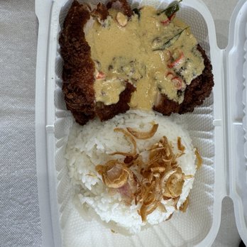 Shioketh - Chicken Cutlet w/ Salted Egg Sauce (yum) - Singaporean Near Me - Honolulu, Hawaii