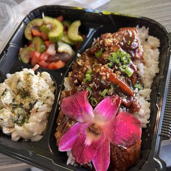 Luna's Lunpias - Lechon Kawali - Filipino Near Me - Poway, California