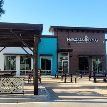 Hawaiian Bros Island Grill - Few parking places in front but kinda hard to see how to park - Hawaiian Near Me - Richardson, Texas