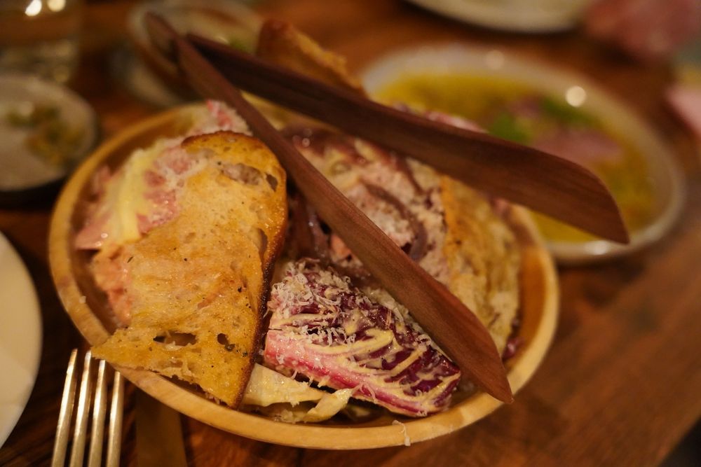 Valley Bar and Bottle