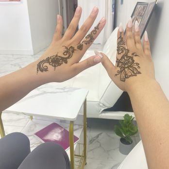 Kriti Eyebrows Threading - Henna - Threading Services Near Me - Henderson, Nevada