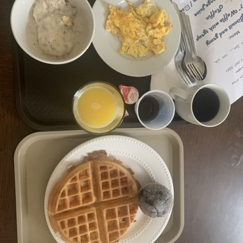 The Lighthouse Inn - Complimentary hot breakfast brought to our room. - Hotels Near Me - Florence, Oregon The Lighthouse Inn - Complimentary hot breakfast brought to our room. - Hotels Near Me - Florence, Oregon