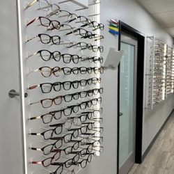 California Eye Center Optometry - Authorized Gucci Dealer