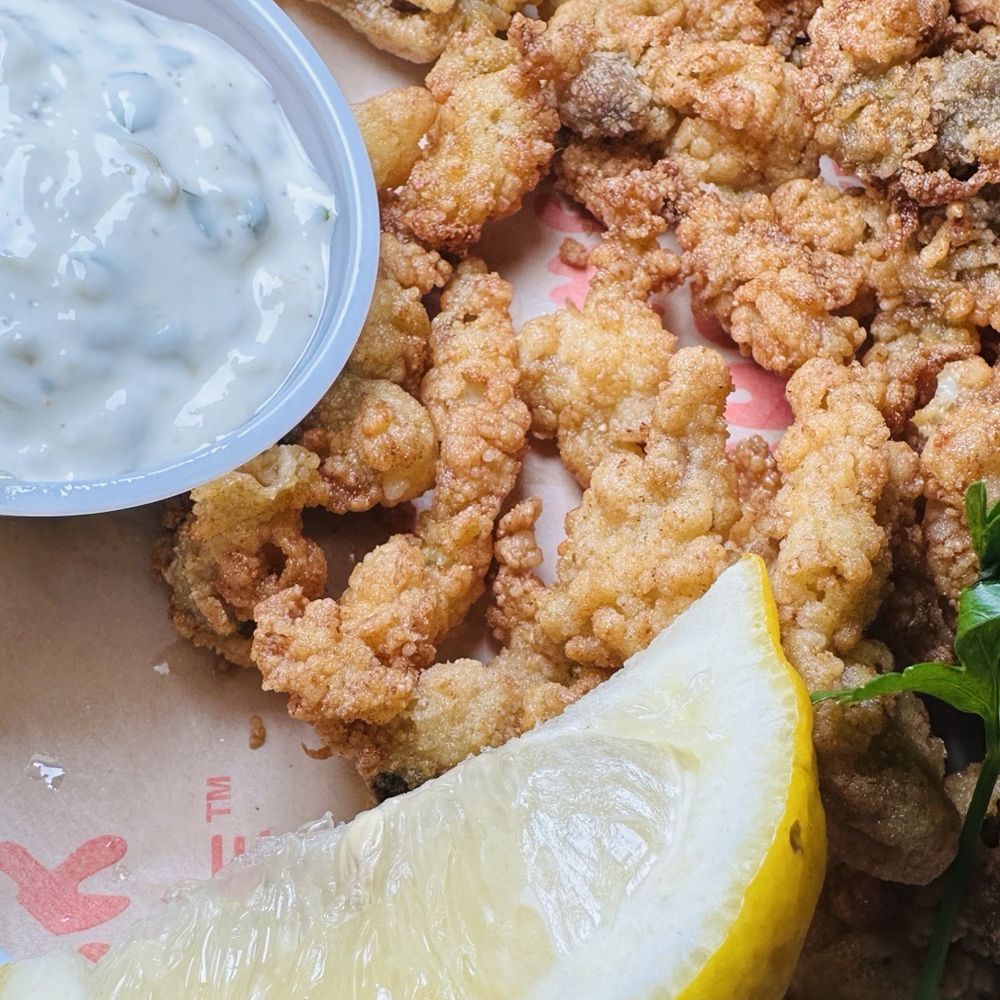 Summer Shack - Whole belly clams - Seafood Near Me - Uncasville, Connecticut Summer Shack - Whole belly clams - Seafood Near Me - Uncasville, Connecticut