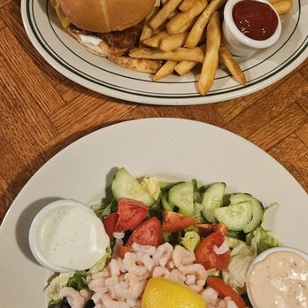 Pier 101 - Seafarer & bay shrimp louie - Seafood Near Me - Lincoln City, Oregon Pier 101 - Seafarer & bay shrimp louie - Seafood Near Me - Lincoln City, Oregon