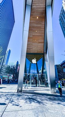 Apple Downtown Brooklyn by null