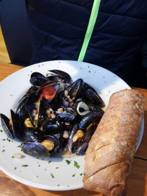 MARTELL’S AT THE RED FOX - 78 Photos & 85 Reviews - 87 Edwards Rd