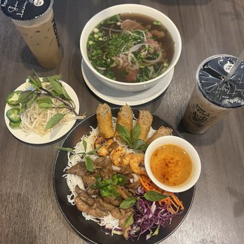 Saigon District Restaurant Presotea - 24. Combo Vermicelli , 15. Rare Filet Mignon Pho , Vietnamese Coffee - Vietnamese Near Me - Huntington Beach, California Saigon District Restaurant Presotea - 24. Combo Vermicelli , 15. Rare Filet Mignon Pho , Vietnamese Coffee - Vietnamese Near Me - Huntington Beach, California