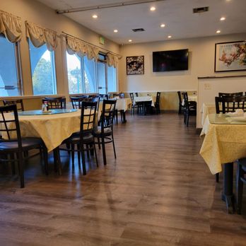 China House - Dining room - Chinese Near Me - Pinole, California China House - Dining room - Chinese Near Me - Pinole, California