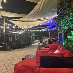 The Patio Lounge - Outdoor area, entertainment!
