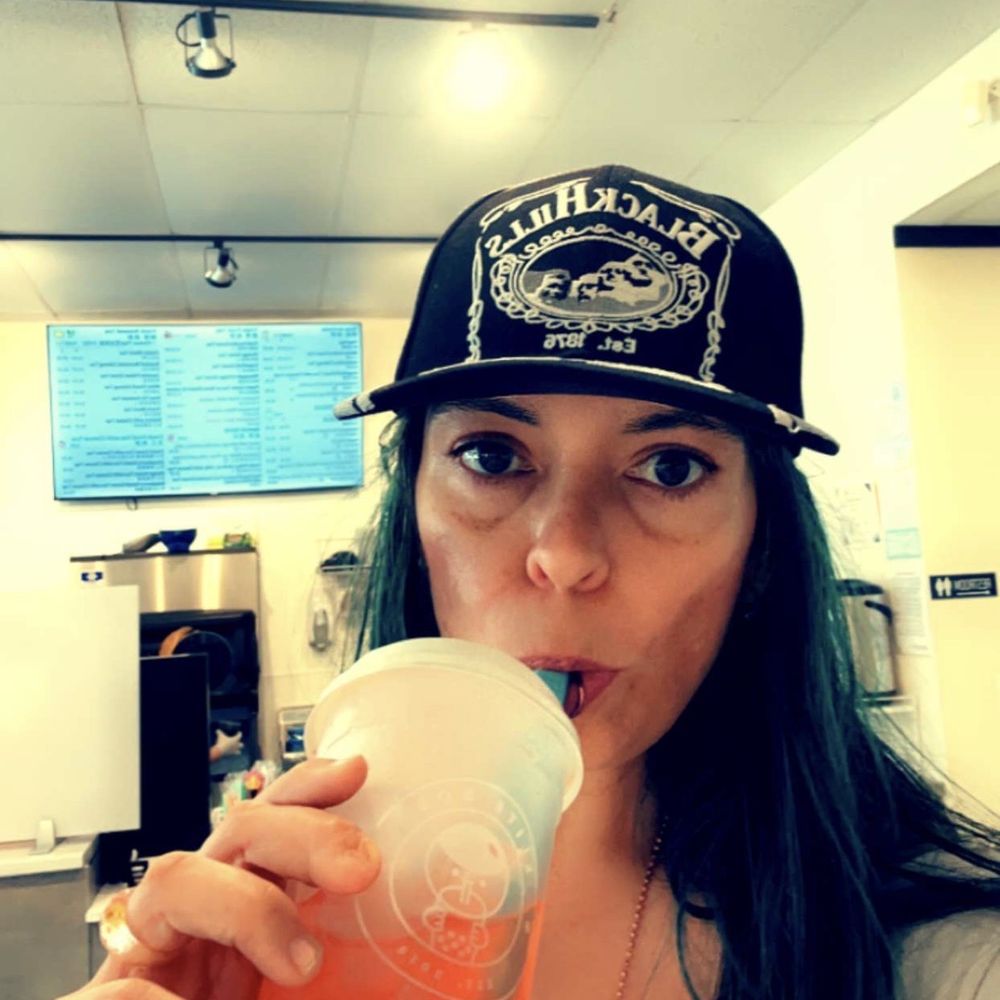 Elite Boba MKE - Peach Green Tea with Rose Flower and Lemon 110% DA BOMB!! - Bubble Tea Near Me - Milwaukee, Wisconsin Elite Boba MKE - Peach Green Tea with Rose Flower and Lemon 110% DA BOMB!! - Bubble Tea Near Me - Milwaukee, Wisconsin