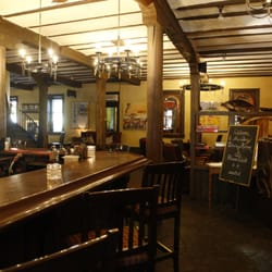 The Ivey Dining Room - The Bar & Lounge