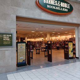 the entrance to barnes and noble bookstore