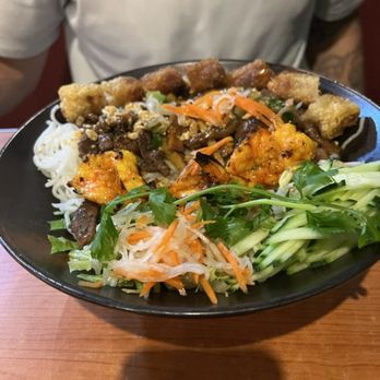 Vinameals - Vietnamese Near Me - Littleton, Colorado Vinameals - Vietnamese Near Me - Littleton, Colorado