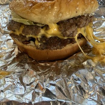 Five Guys - Bacon cheeseburger - Fast Food Near Me - Lexington, Kentucky