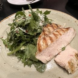Arugula salad with chicken