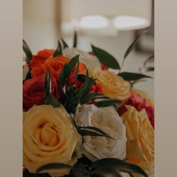 The Flower Place - Flower bouquet - Florists Near Me - Miami, Florida The Flower Place - Flower bouquet - Florists Near Me - Miami, Florida