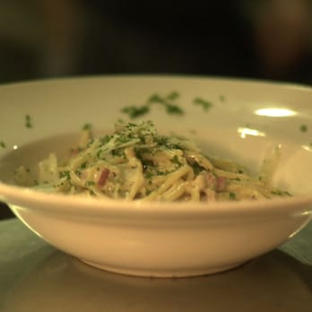 Il Pavone - Italian Near Me - Glasgow, GLG