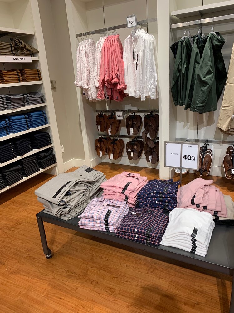 BANANA REPUBLIC FACTORY STORE Updated September 2024 24 Reviews