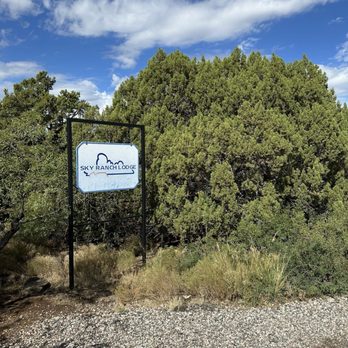 Sky Ranch Lodge - Hotels Near Me - Sedona, Arizona