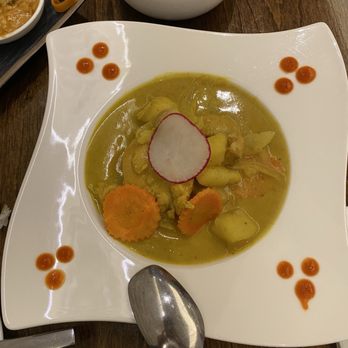 One Waan Thai - Yellow Curry Chicken - Thai Near Me - San Francisco, California One Waan Thai - Yellow Curry Chicken - Thai Near Me - San Francisco, California