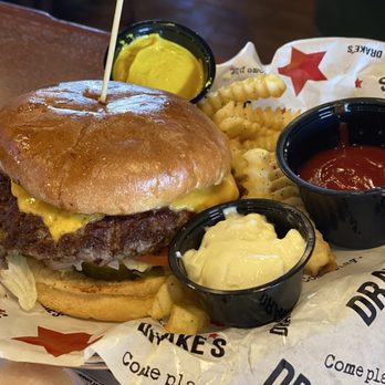 Drake's Murfreesboro - There classic burger - Burgers Near Me - Murfreesboro, Tennessee