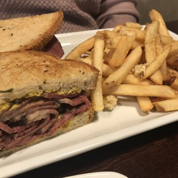 Sidetrack Bar + Grill - American Near Me - Pleasanton, California Sidetrack Bar + Grill - American Near Me - Pleasanton, California