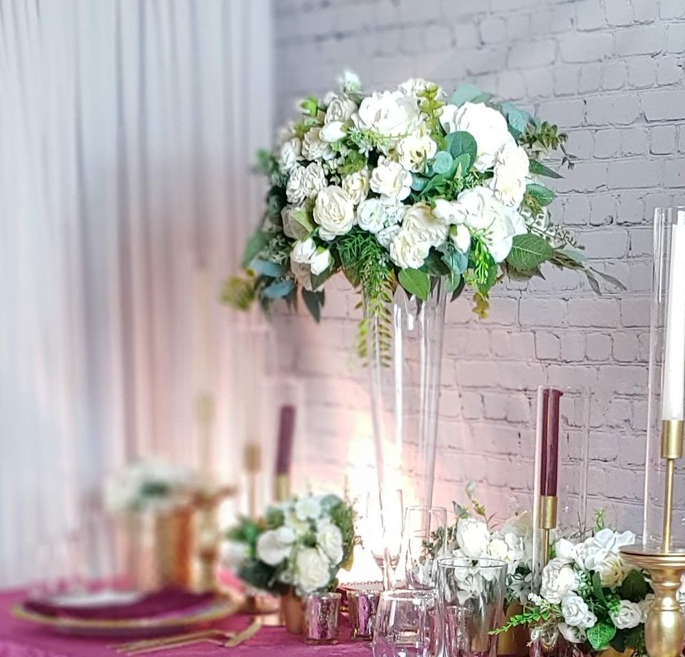 THE FLORAL CONNECT 13 Photos Florists Detroit, MI Phone Number