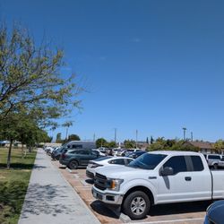 Modjeska Park - Parking lot