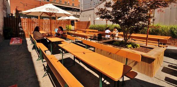 Stillwell Beergarden by null