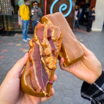 Voodoo Doughnut - Bacon Maple Bar Maple Bar - Donuts Near Me - Portland, Oregon Voodoo Doughnut - Bacon Maple Bar Maple Bar - Donuts Near Me - Portland, Oregon