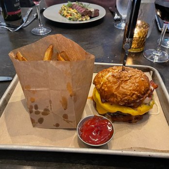 Counting House - Cocktail Bars Near Me - Durham, North Carolina