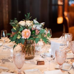 Frangipani Flowers & Gifts - Centerpieces