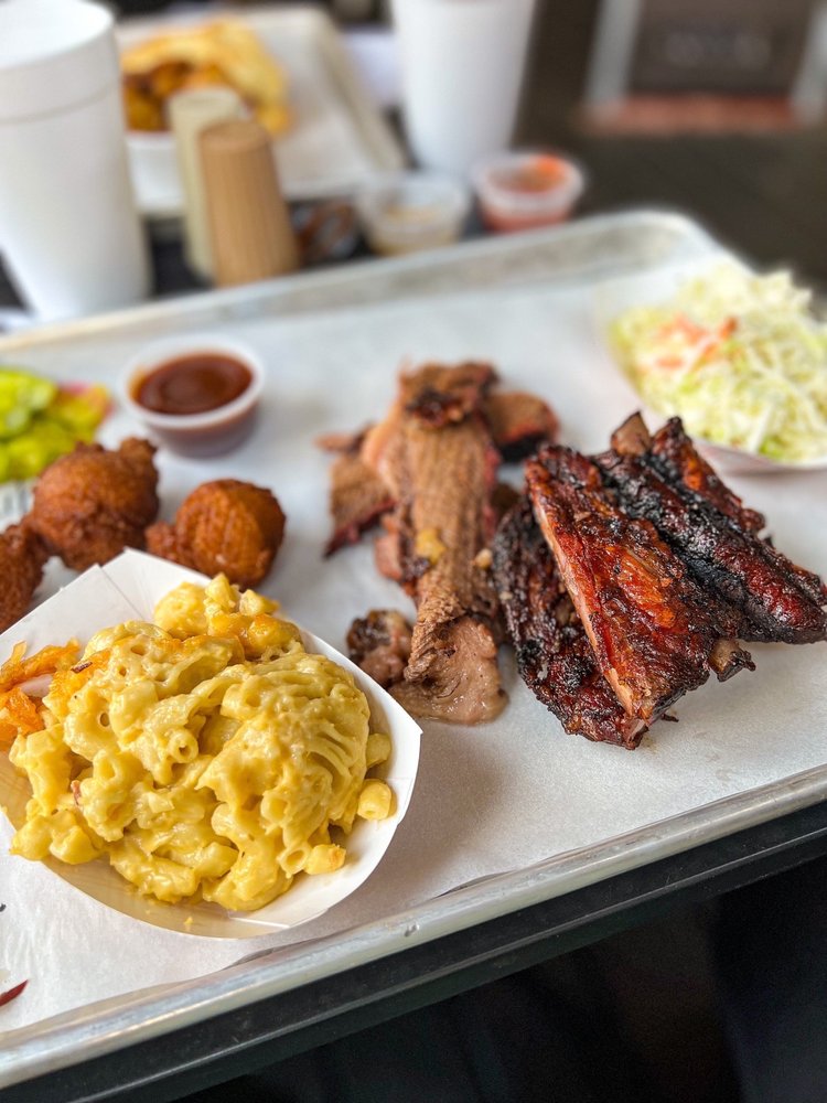 Food from Smokehouse at Steve’s