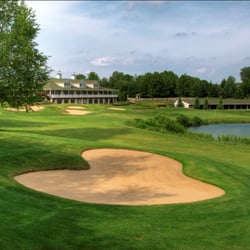 Hawk Hollow Golf Course & Banquet Facility - #18 approach