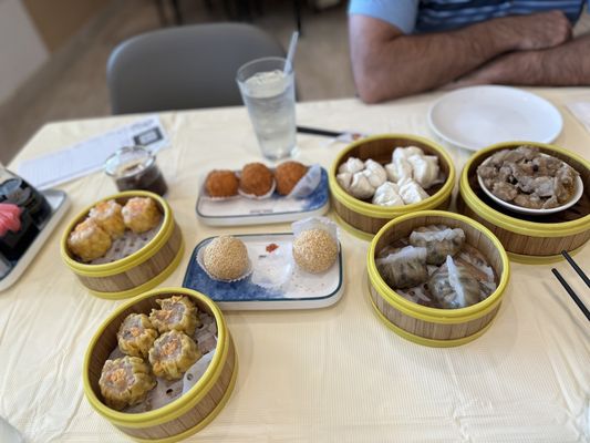 Dimsum Palace by null
