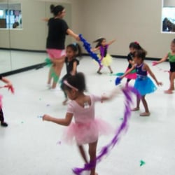 Pac Dance Studio - The Princess Game