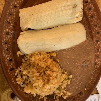 Casa Jacaranda - Cocina Mexicana Mansfield TX - Chicken tamales, sauce on the side. - Mexican Near Me - Mansfield, Texas Casa Jacaranda - Cocina Mexicana Mansfield TX - Chicken tamales, sauce on the side. - Mexican Near Me - Mansfield, Texas