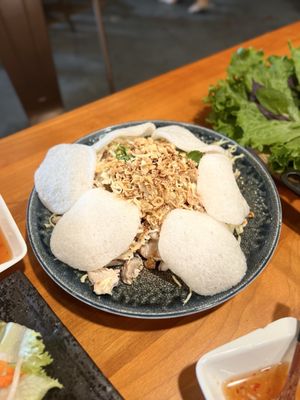 Mẹ Và Con Vietnamese Kitchen by null