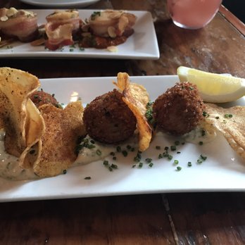 Grey Lady - Crab cakes - Seafood Near Me - New York, New York Grey Lady - Crab cakes - Seafood Near Me - New York, New York